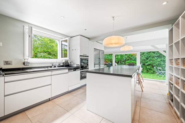 Belle villa familiale rénovée au Mont sur Lausanne 4