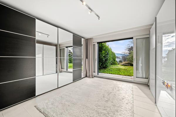 Bel appartement clé en main avec terrasse et jardin - Pully Sud 13