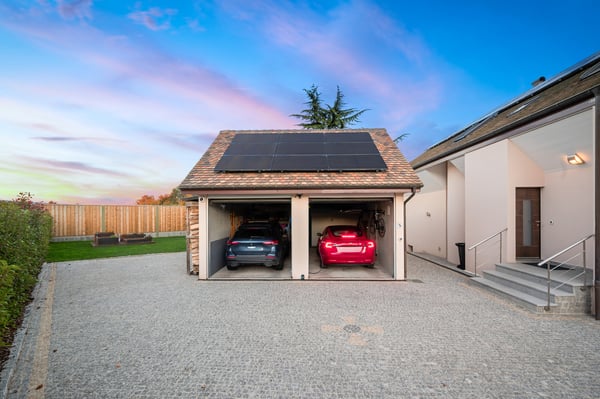Très belle villa avec piscine et vue lac à Crans 12