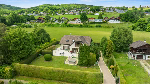 Jolie maison familiale à Arzier-le-muids 3