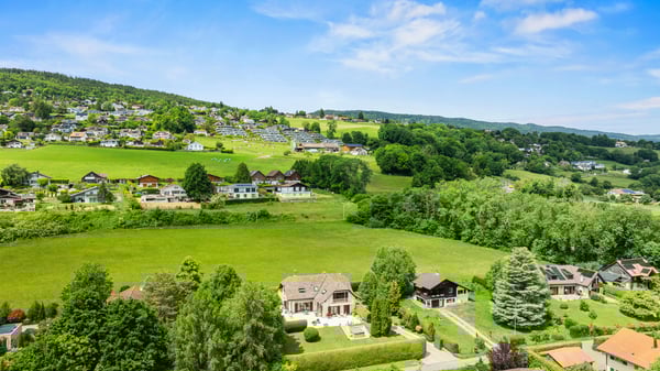 Jolie maison familiale à Arzier-le-muids 2
