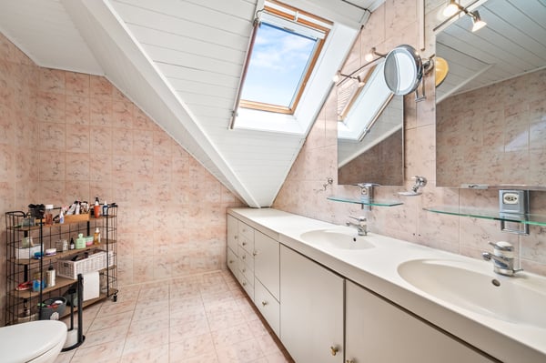 Jolie maison familiale à Arzier-le-muids 13