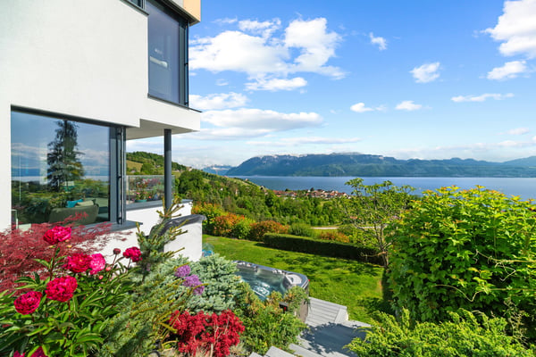 Belle propriété moderne avec vue panoramique à Lutry 3