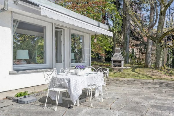 Superb family property with pool and lake view in Epalinges 7