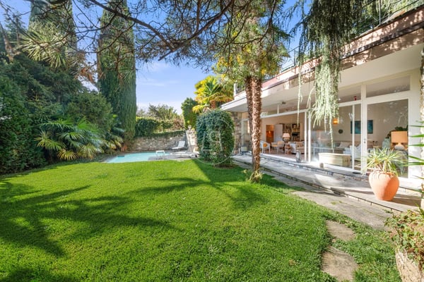 Charming property with Mediterranean style with lake view in Pully 1
