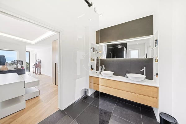Superb architect-designed villa with panoramic view in Lully 12