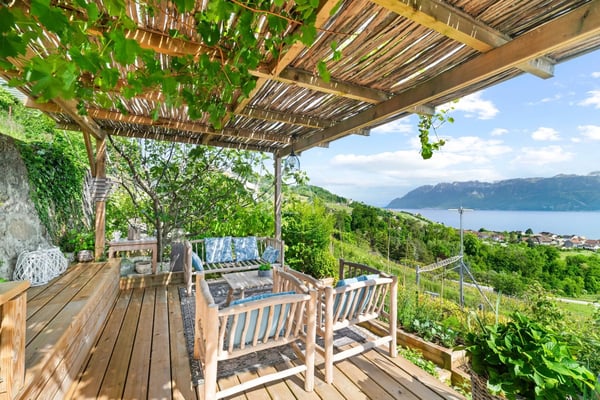 Beautiful modern property with panoramic view in Lutry 1