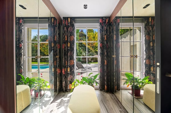 Beautiful family property with lake view and swimming pool in Blonay 12