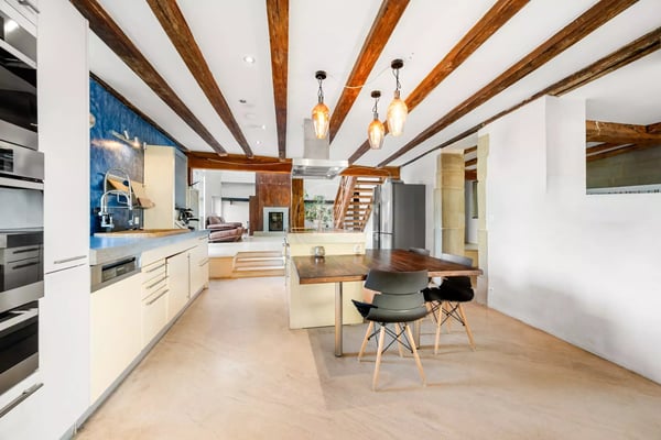 Charming property with natural swimming pool close to Lausanne 10