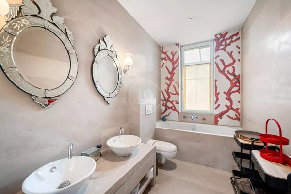 Beautiful charming property near the lake in Clarens 13