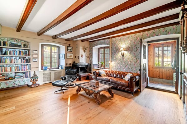 Beautiful renovated winemaker's house in the heart of St-Légier 10