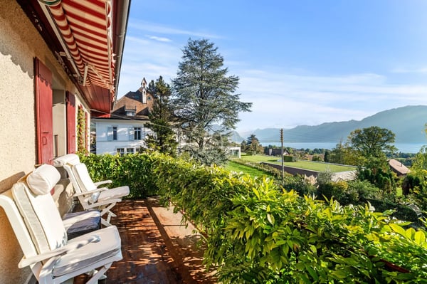 Beautiful renovated winemaker's house in the heart of St-Légier 3