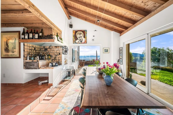 Beautiful family property with lake view and swimming pool in Blonay 10