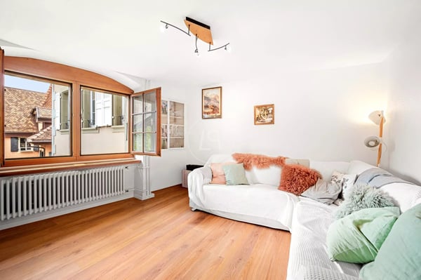 Charming village house near the lake in Cully 5