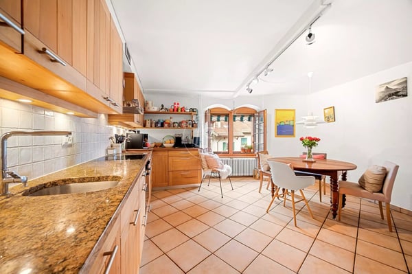 Charming village house near the lake in Cully 4