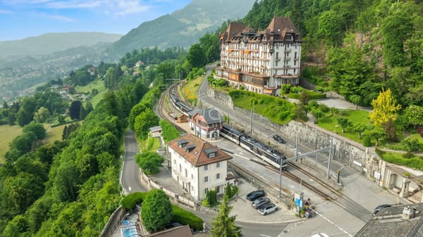 Charming property with panoramic view on the heights of Montreux 2
