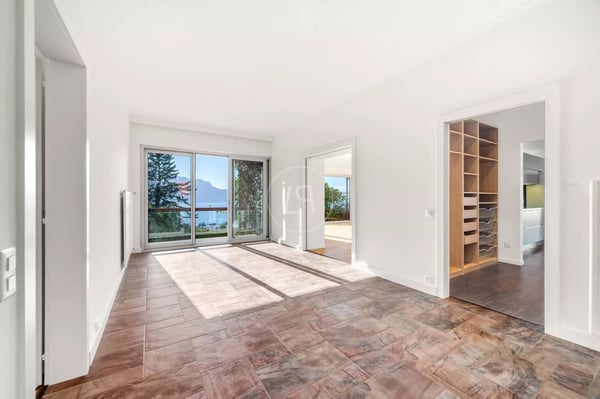 Contemporary property renovated with panoramic view in Chernex 4