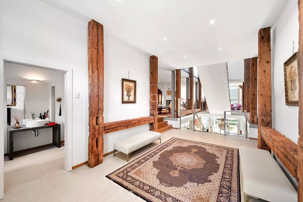 Exceptional village house, remarkable volumes, light - The Côte 3