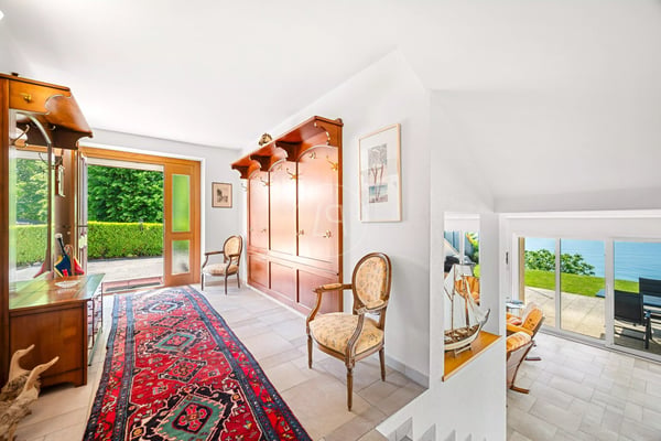 Rare villa with beach in St-Prex 6