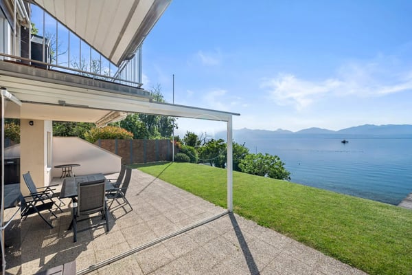 Rare villa with beach in St-Prex 10