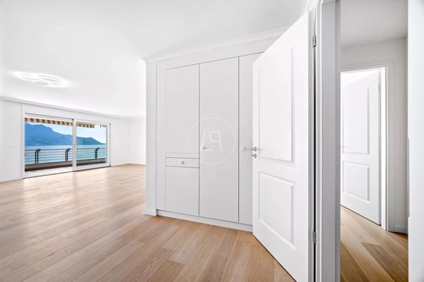 Superb apartment with panoramic view located in Montreux 4