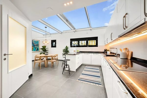 Villa for car collectors with SPA and indoor pool 5