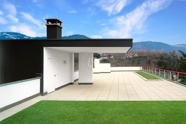 Superb architect-designed property with lake view in the Tour de Peilz 8