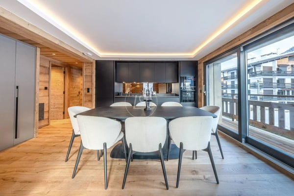 Prestigious duplex penthouse in Rochebrune, Megève 5