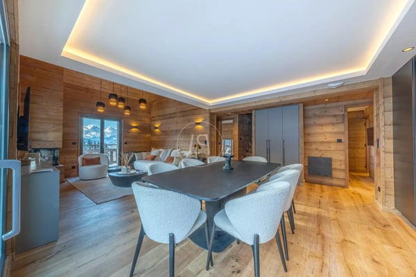 Prestigious duplex penthouse in Rochebrune, Megève 4