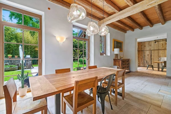 Beautiful renovated farmhouse it the south of Genthod (GE) 5