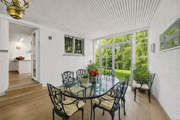 Superb family property with pool and lake view in Epalinges 10