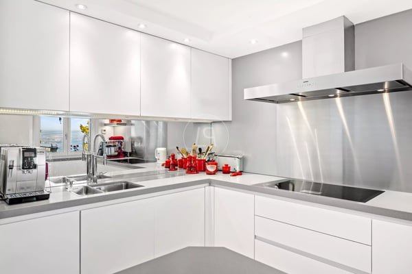 Modern Property with Panoramic Views in Grandvaux 8