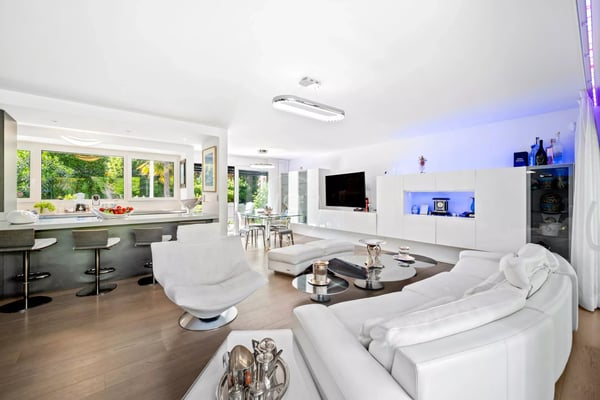 Superbe propriété contemporaine au calme, à Thônex 8