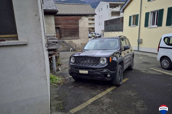 Ancienne buanderie & 2-3 places de parc 5