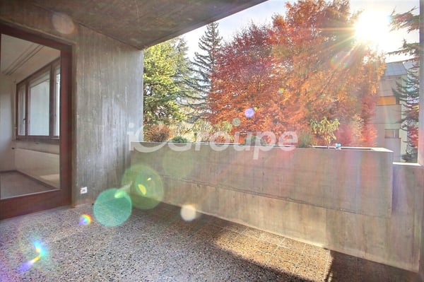 Spacieux et calme 1.5 pièces + cuisine avec balcon séparé à Sion 10