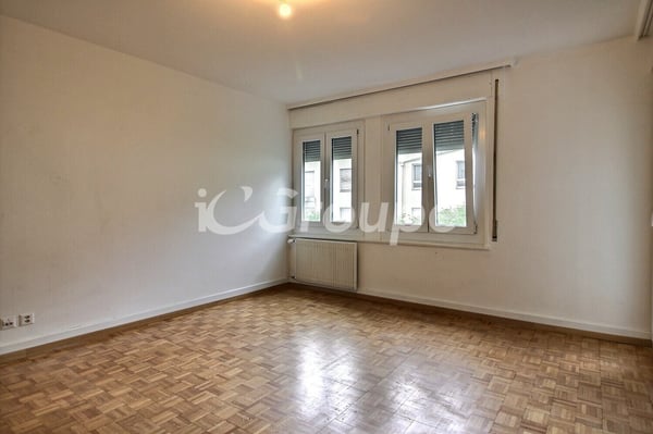 Appartement rénové de 3.5 pièces à louer au centre-ville de Sion 2