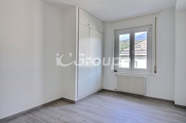 Bel appartement de 1.5 pièces rénové en location à Sion 5