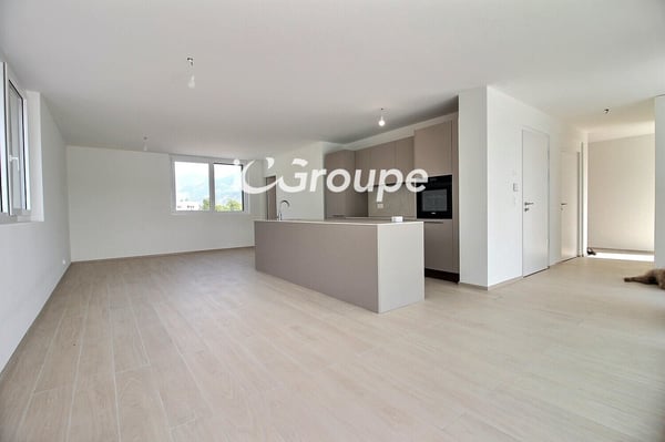 Splendide attique 4.5 pièces à louer à Uvrier 1
