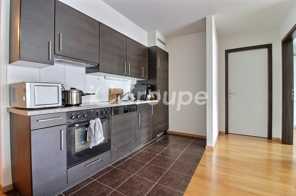 Charmant appartement de 2.5 pièces à louer à Bramois. 2