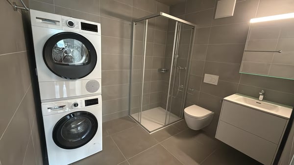 Magnifique attique de 2.5 pièces avec grand balcon 8