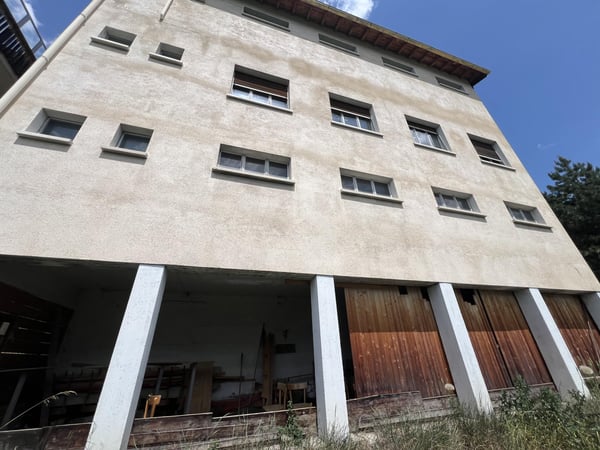 Local commercial polyvalent au coeur du val d'Hérens 11