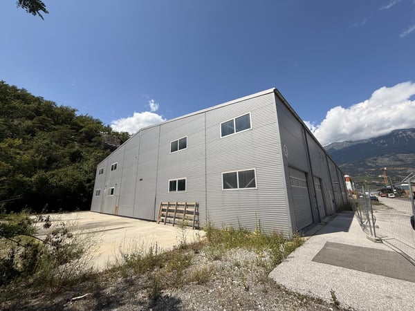 Halle commerciale modulable avec permis de construire en force 3