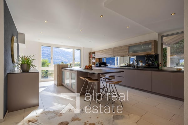 Villa d'architecte avec vue panoramique sur les châteaux 4