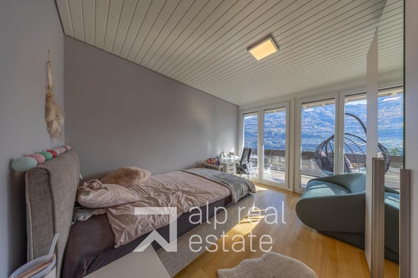 Villa d'architecte avec vue panoramique sur les châteaux 11