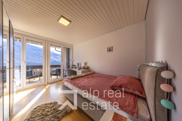 Villa d'architecte avec vue panoramique sur les châteaux 13