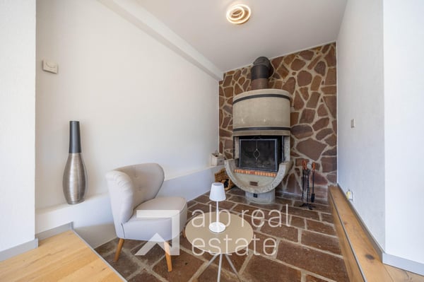 Villa d'architecte avec vue panoramique sur les châteaux 8