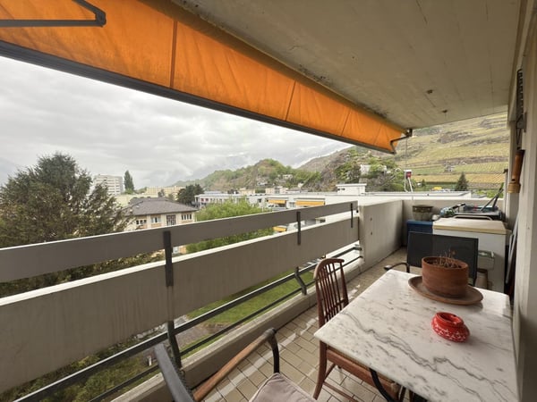 Superbe 1.5 pièces avec balcon 9