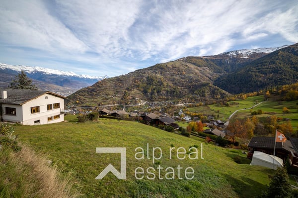Séduisant terrain à bâtir à 5 mn de la station 6