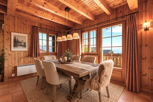 Magnifique chalet en madrier au calme - situation exceptionnelle 3