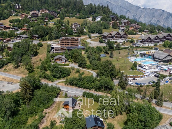 Terrain d'exception ? à deux pas des Bains 1